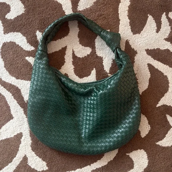 Anthropologie Melie Bianco Brigitte Large Faux Leather Shoulder Bag - Picture 2 of 4